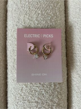 Electric Picks Harlow Hoops never worn